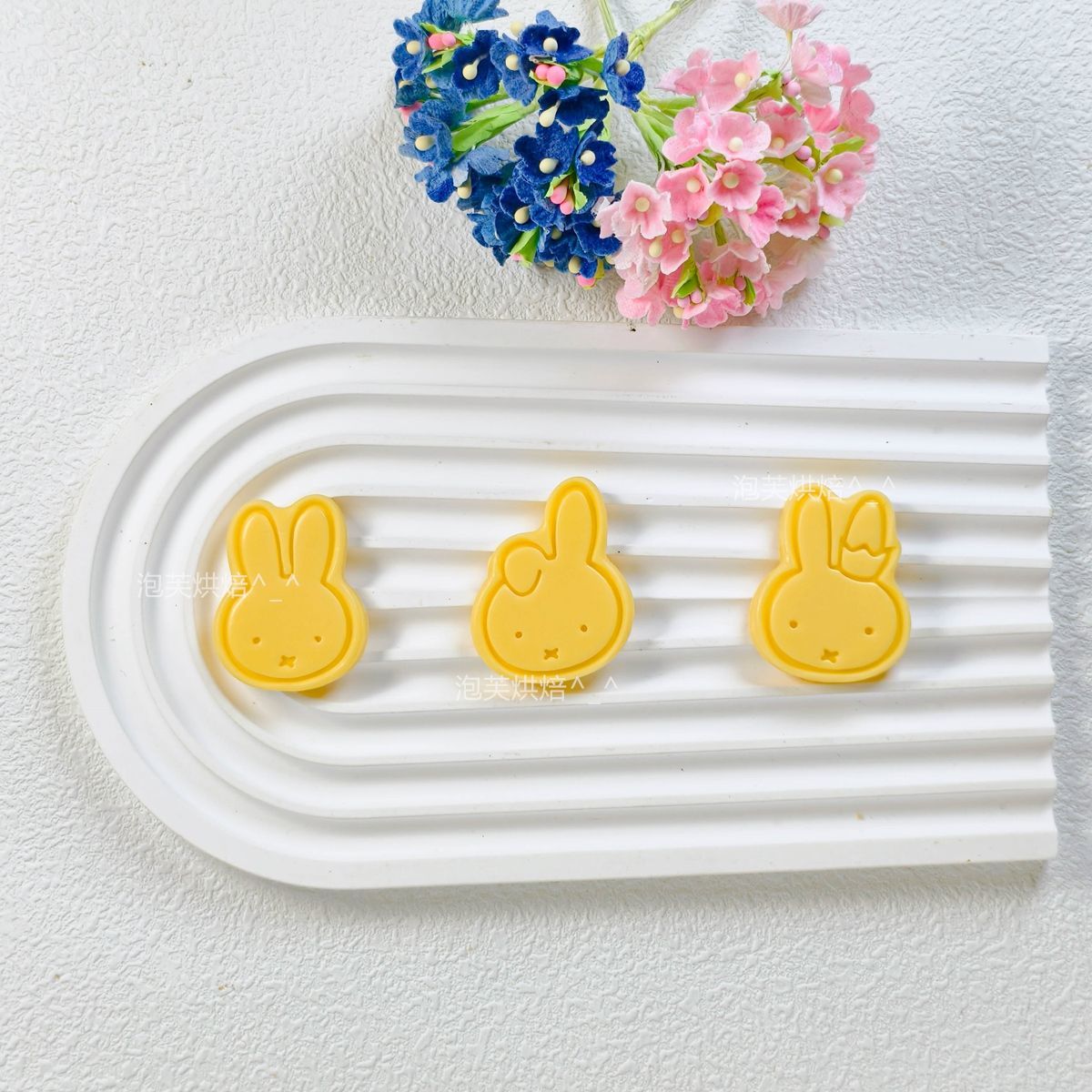 Cute 3D Press Cookie Mold with - Kitchen Baking Store review and price