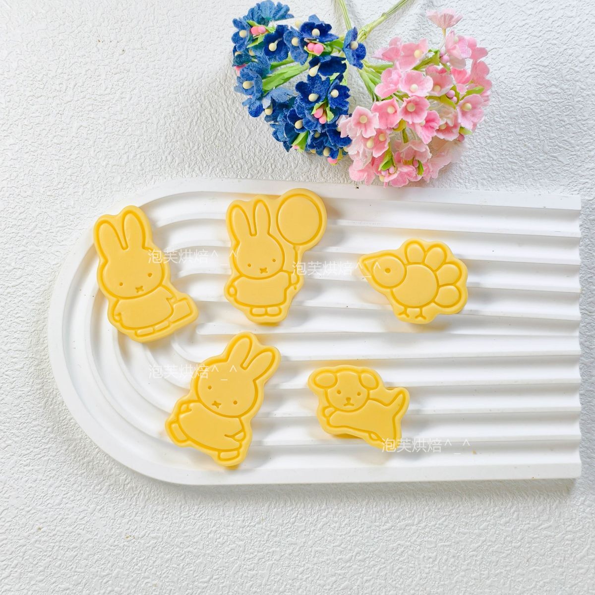 Cute 3D Press Cookie Mold with - Kitchen Baking Store review and price